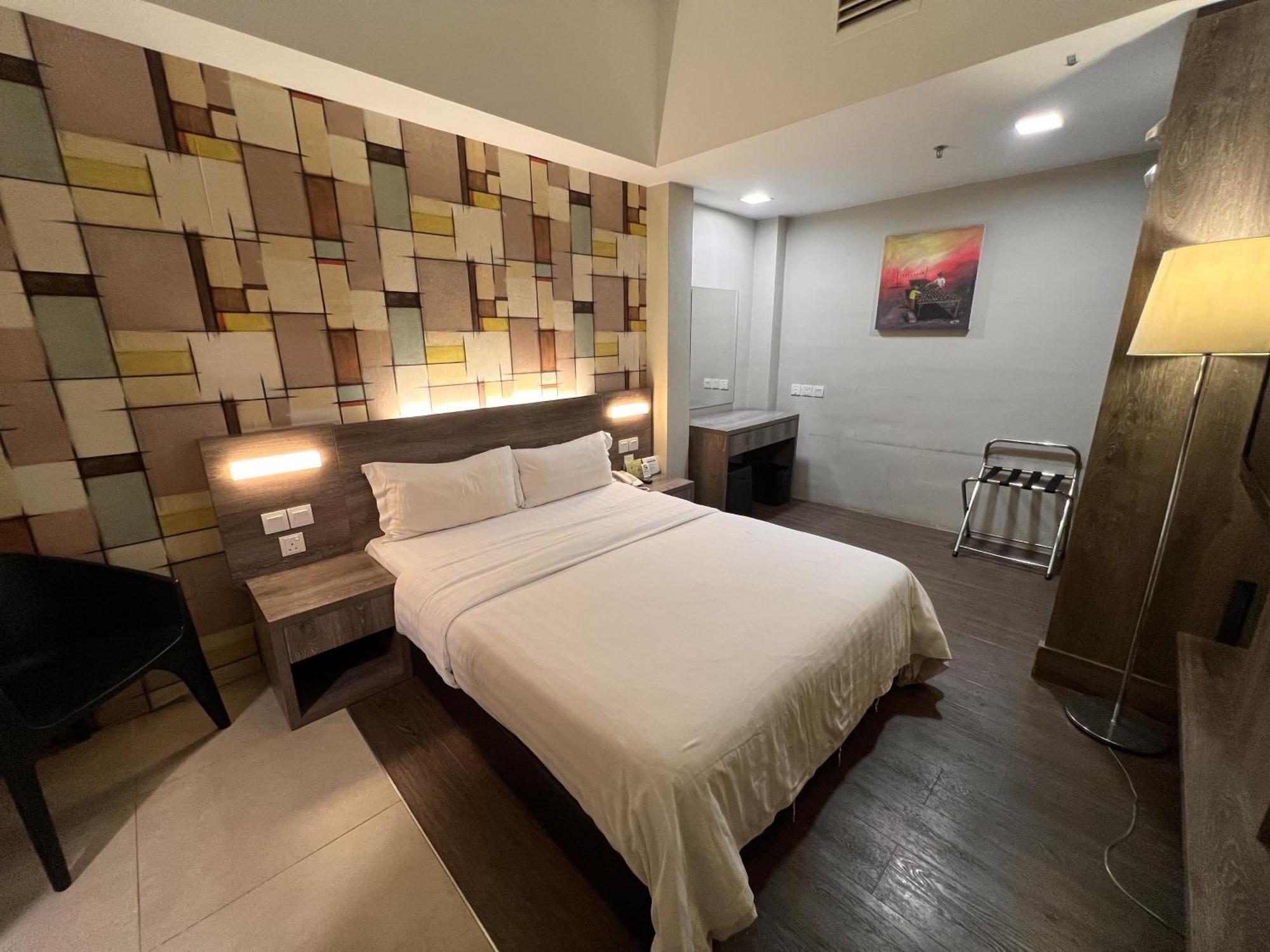 Ajang Hotel Мірі Екстер'єр фото