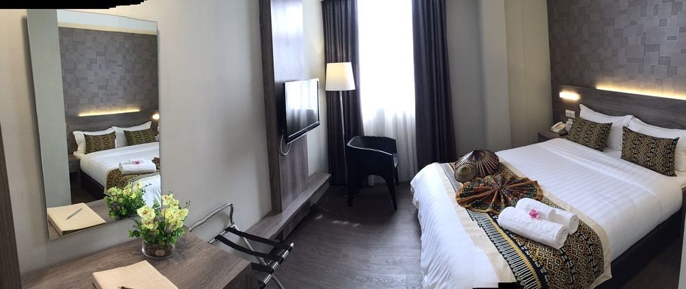 Ajang Hotel Мірі Екстер'єр фото