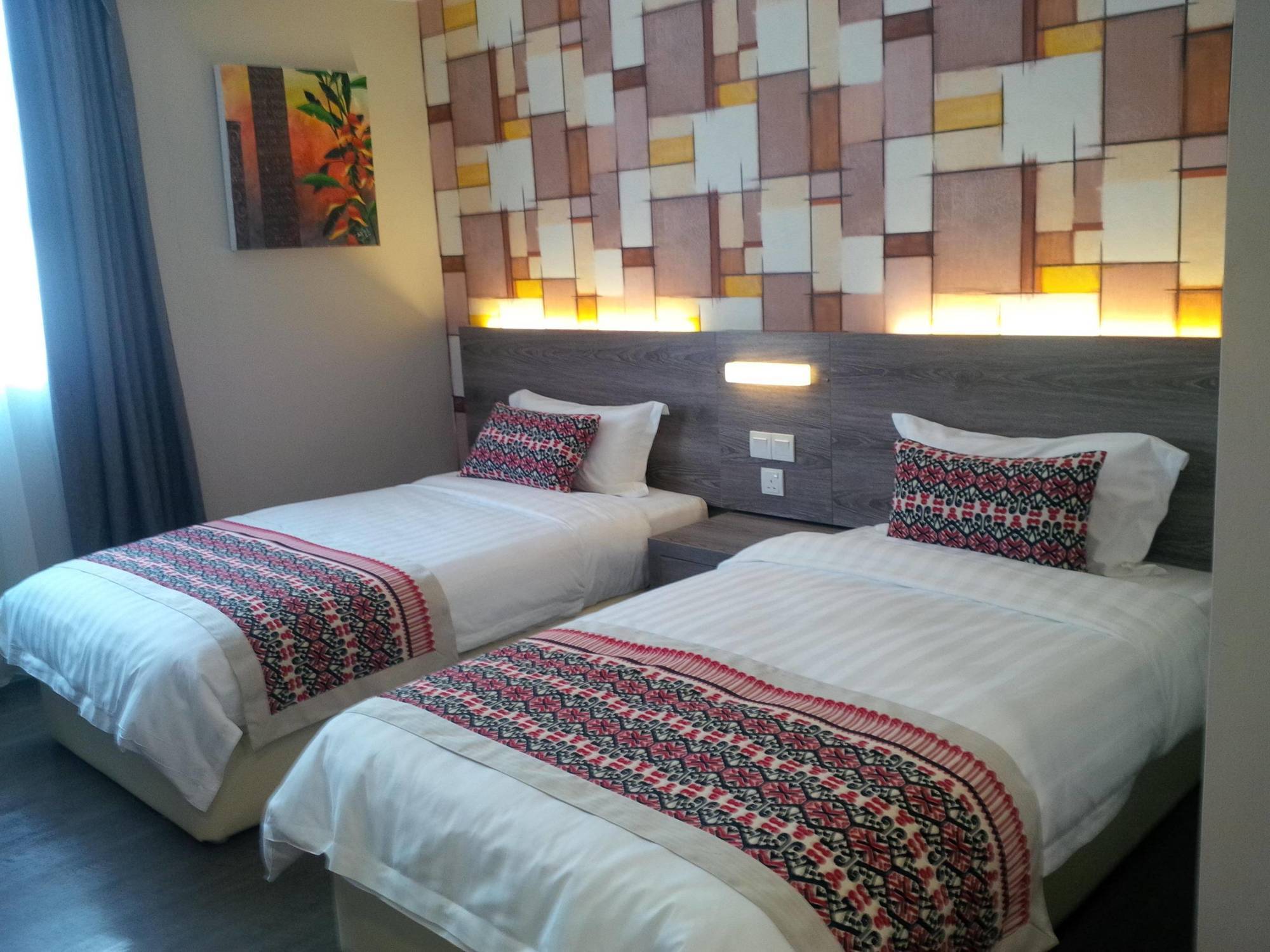 Ajang Hotel Мірі Екстер'єр фото