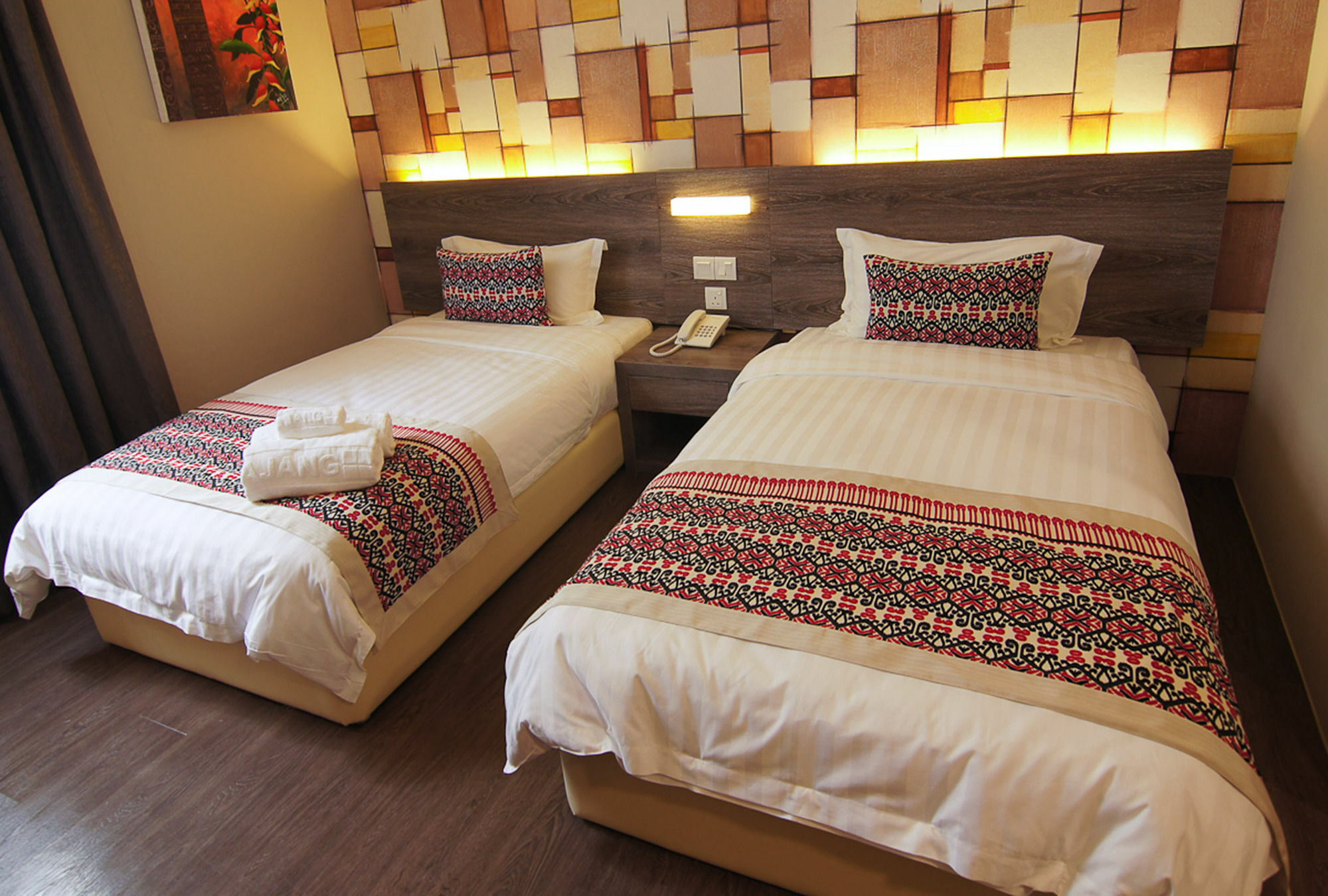 Ajang Hotel Мірі Екстер'єр фото
